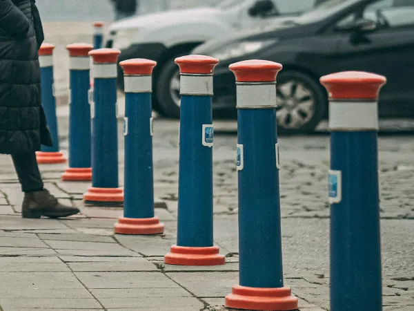 Commercial Security Bollards: An Overview of Their Benefits and Uses